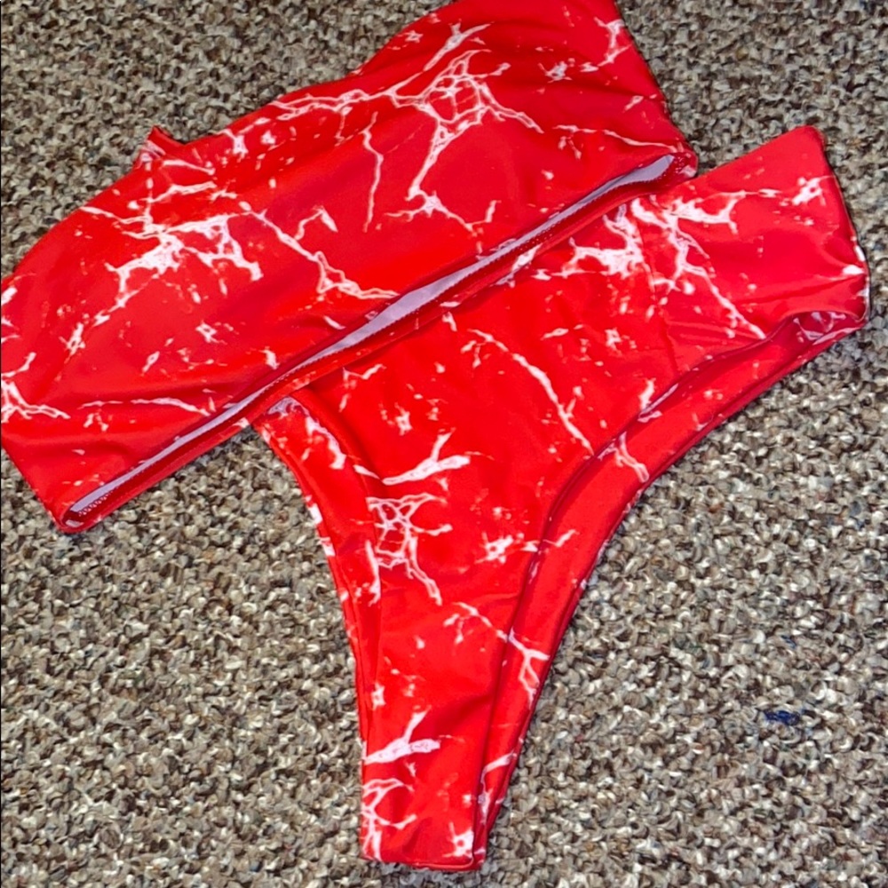 Top and bottom swimsuit